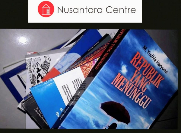 Menemukan Urat Nadi Ekonomi Pancasila buku_republik_yang_menunggu.png