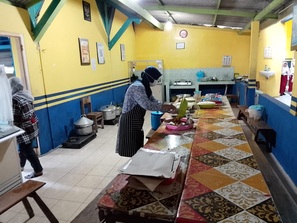 Penerapan Dapur Sekolah Menjadi Solusi untuk Perbaikan Pelaksanaan Program MBG dapur_sekolah1.png