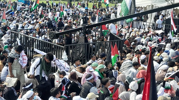 Dari Jakarta untuk Dunia, Seruan Hentikan Genosida Gaza Menggema dalam Tiga Bahasa! dari_indonesia_untuk_palestina.jpg