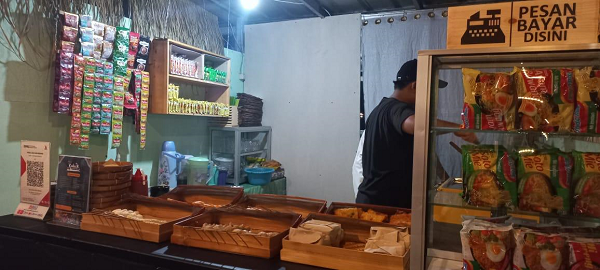 Perkembangan dan Tantangan Pembiayaan di Lembaga Keuangan Syariah Indonesia ekonomi_syariah.png