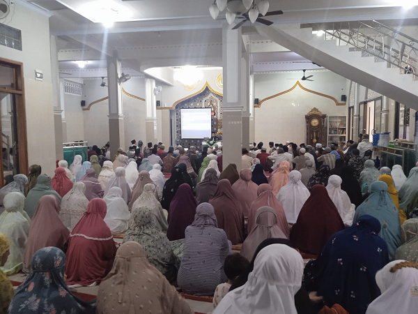 Subuh Berjamaah, Kajian, dan Kebersamaan: Istiqlal Bumiayu Hidupkan Fungsi Masjid jamaah_subuh.png
