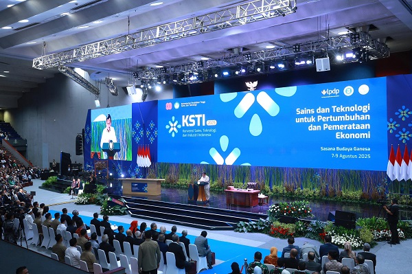 Presiden Prabowo Hadiri KSTI 2025 di Bandung ksti.jpg