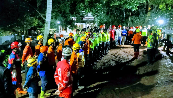 Longsor di Cilacap: 21 Orang Dalam Pencarian longsor_majenang.png