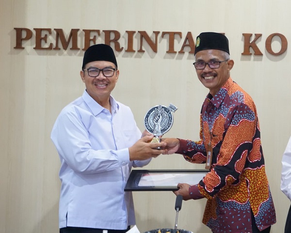 SMA MUHI Yogyakarta Trebaik Dalam Lomba Kebersihan sekolah Se-Kota Yogyakarta muhi.jpg